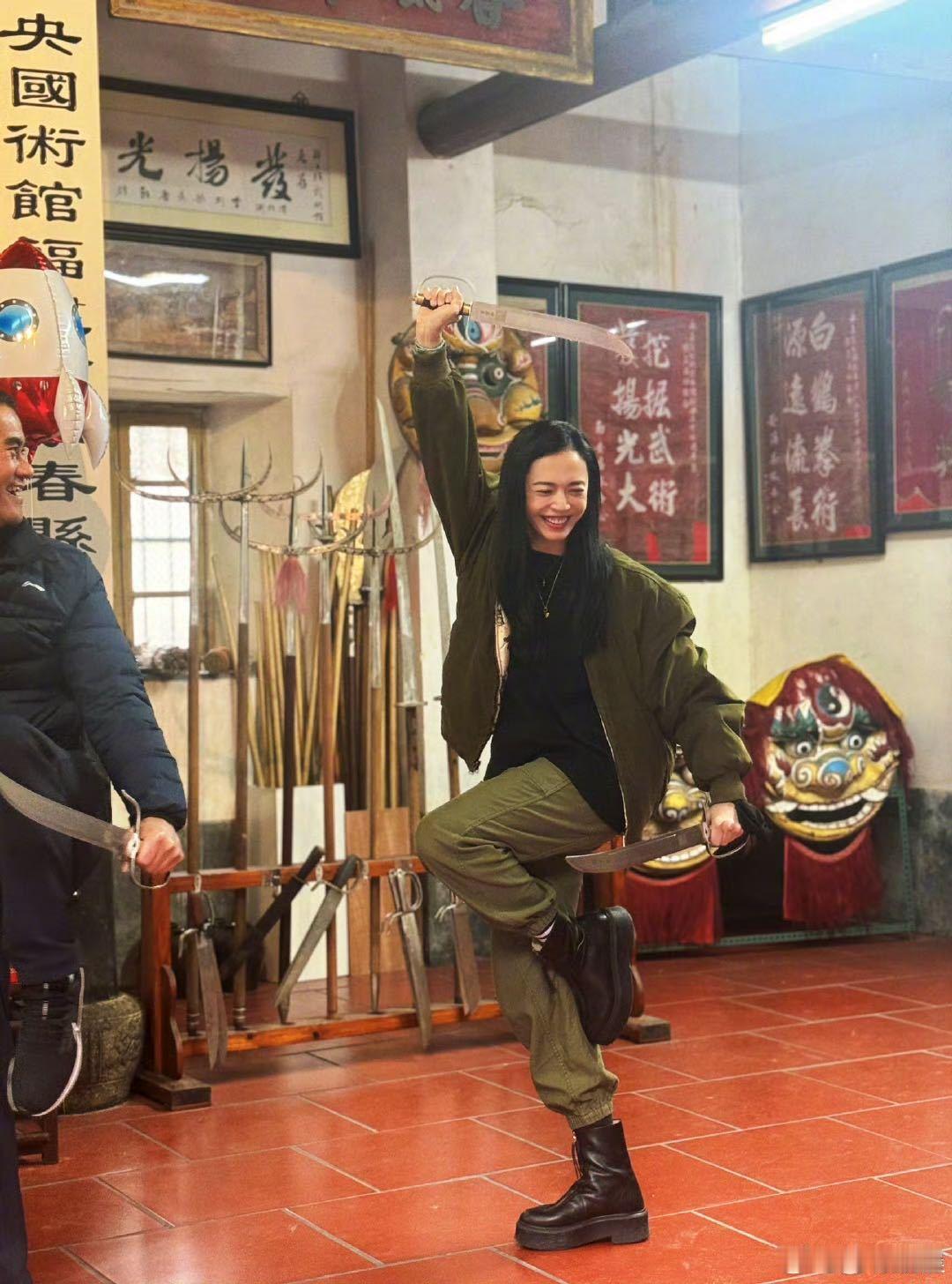 姚晨福建到底有谁在啊  一整个被福建人民的运气拿捏了！都能偶遇姚晨。姚晨的微博就