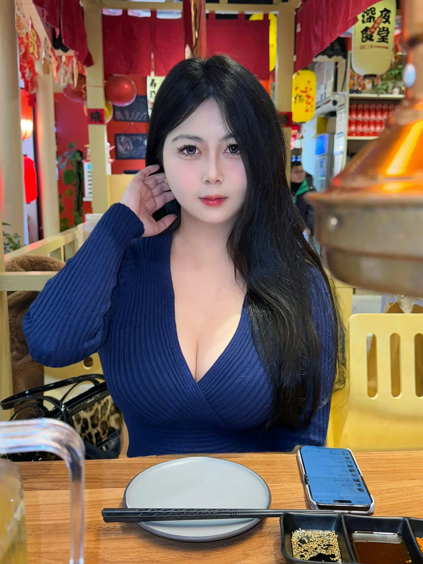 明明是我更可爱吧不许和别人聊天了꒦ິ^꒦ິ