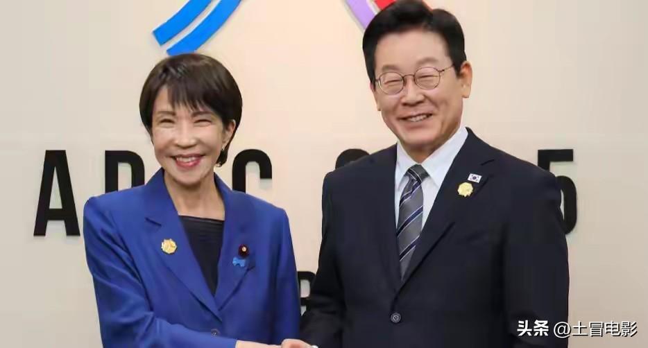 韩国企业这下玩砸了！
最近的出口数据一出来，中国对韩国的钨粉出口直接断崖式暴跌，