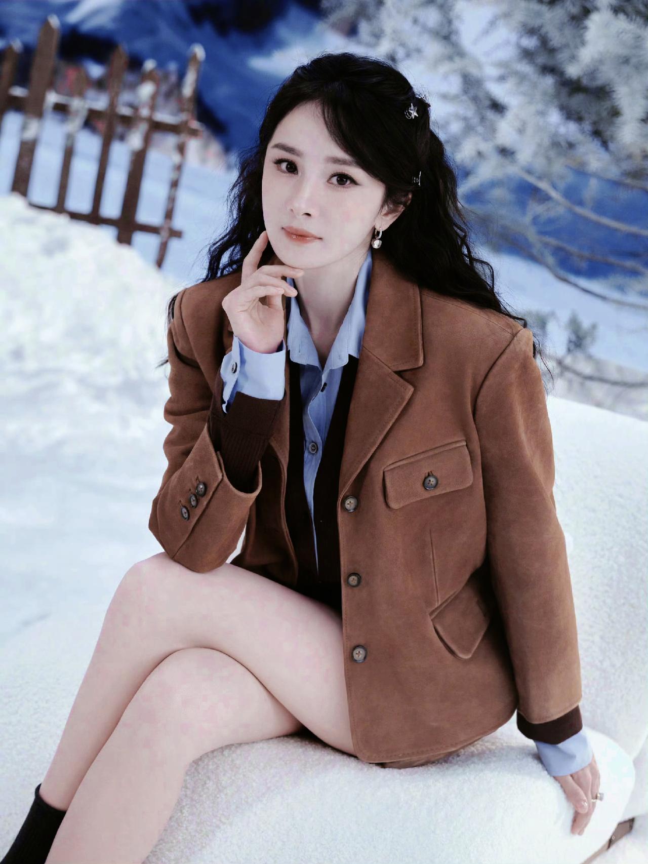 今日份@杨幂 [比心]