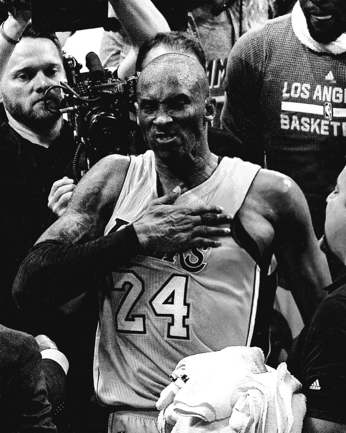 梦想是注定孤独的旅行，路上少不了质疑和嘲笑，但那又怎样，哪怕遍体鳞伤也要活得漂亮