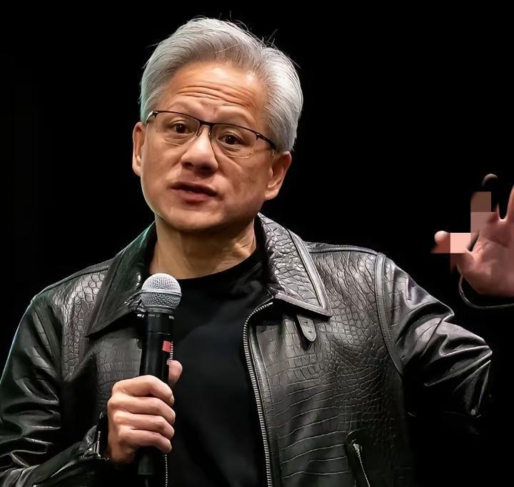 “黄仁勋访华前，给斯坦福的学生上了一课。他说：别太傻了，不要真的相信‘只做热爱的