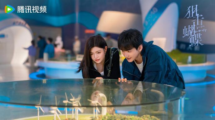 男主有点心眼全使女主身上了谁能扛住李雾这种年下小狼狗啊！连环质问戳中岑矜心窝，嘴