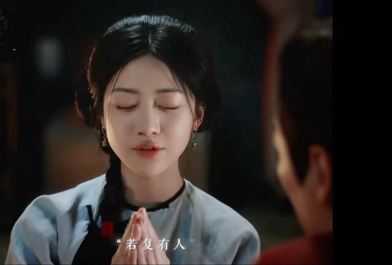 菩萨不会救我的

“菩萨不会救我，我会。”

白依梅双手合十，不为求神拜佛，只为