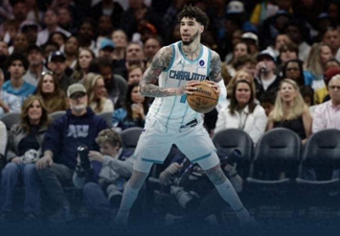 黄蜂淘汰热火将争东八！鲍尔30+10+上篮绝杀！热巴伤退。

加时赛最后几秒，全