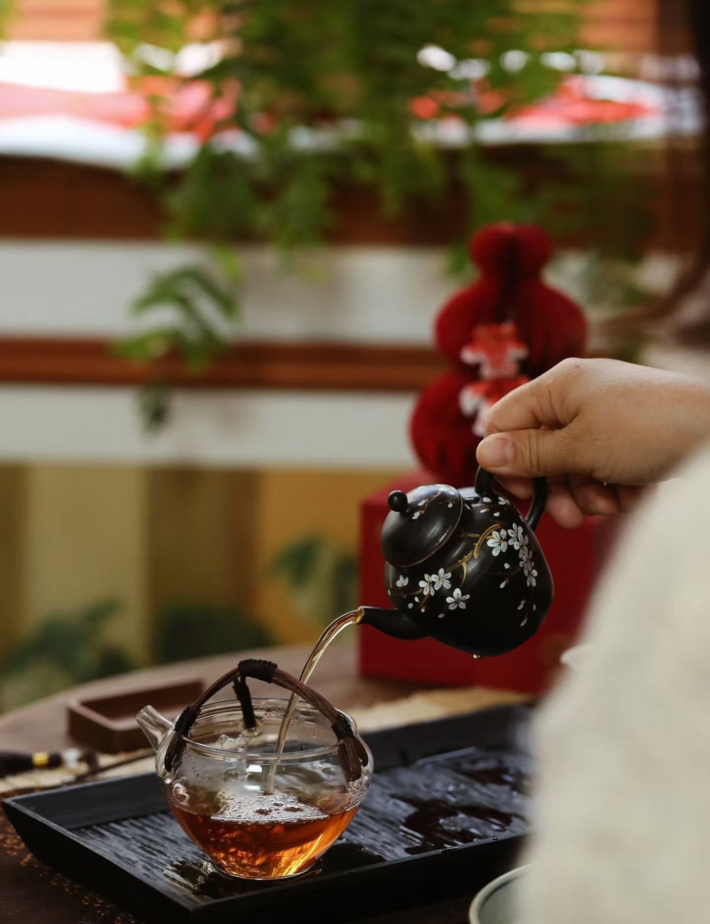 茶道  炉火新燃煮清茶，温尽过往寒凉，杯盏间皆是温柔序章 