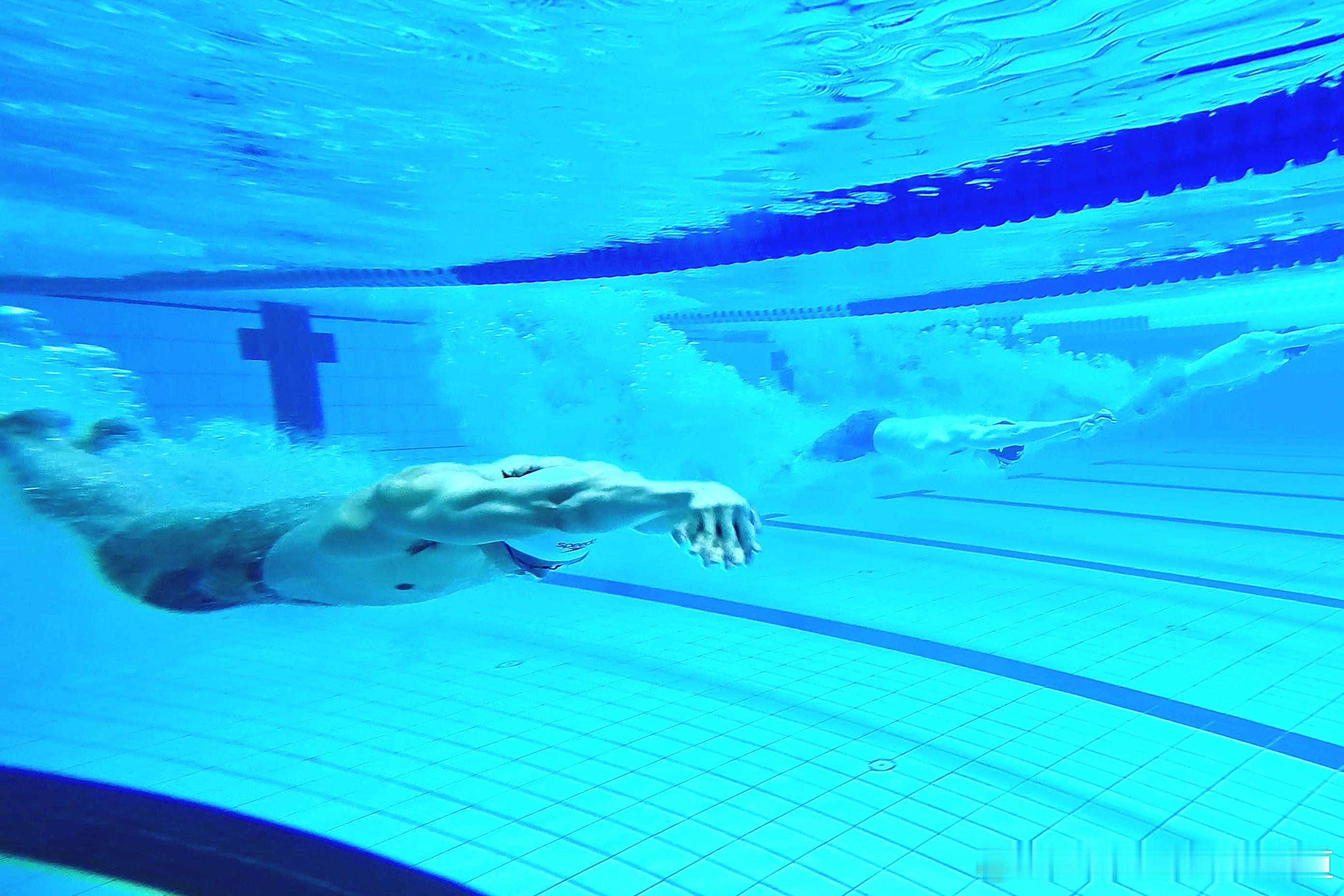 大年初三，蓄能出发｜愿马年的第一缕春风，吹暖每一段奋斗的旅程。顺流而上 愿步履所