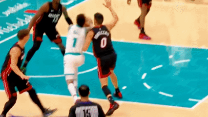 三球耍阴招放倒热巴确实胜之不武！NBA 今日附加赛决赛一场定胜负，东部第九的黄蜂