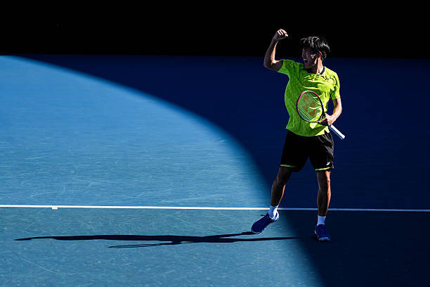 澳网2026 有一个五盘大战，从资格赛突围的美国21岁小将郑瑞6比4、6比4、3