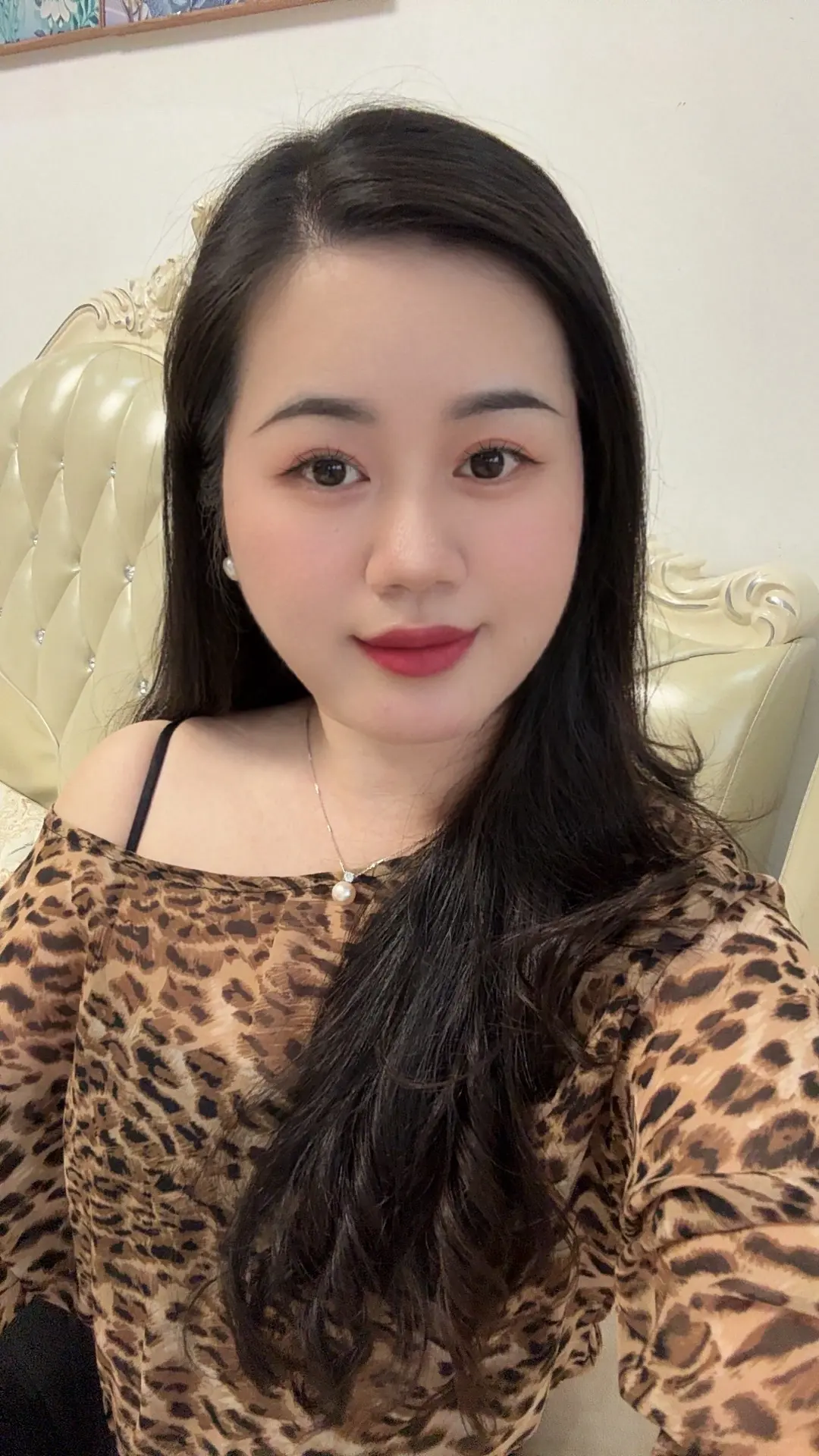 爱情不是找一个最好的人，而是找一个对你最好的人。