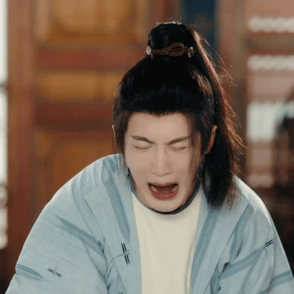 同一角色前后反差这么大，不愧是你檀健次！！期待四方馆#檀健次[超话]# ​​​