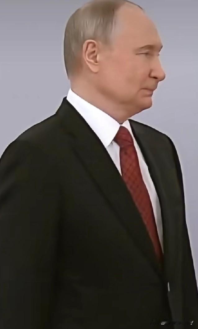 快讯，快讯！

特朗普这找特狠！

特朗普与俄总统原定于近期在匈牙利布达佩斯举行