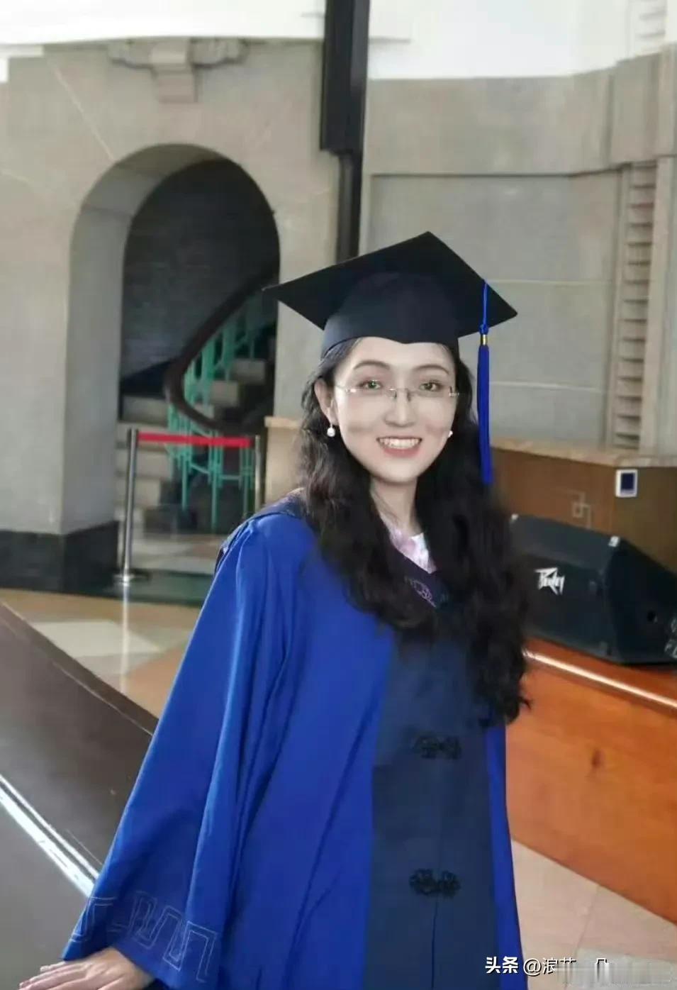 “董小姐”的事刚消停,
突然又来了一个“杨小姐”，不知道下一个在路上的会是谁？坑