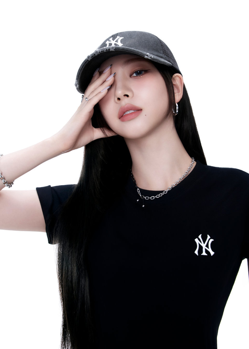 柳智敏 KARINA 正式出任 MLB 全球品牌代言人❗️MLB Global 