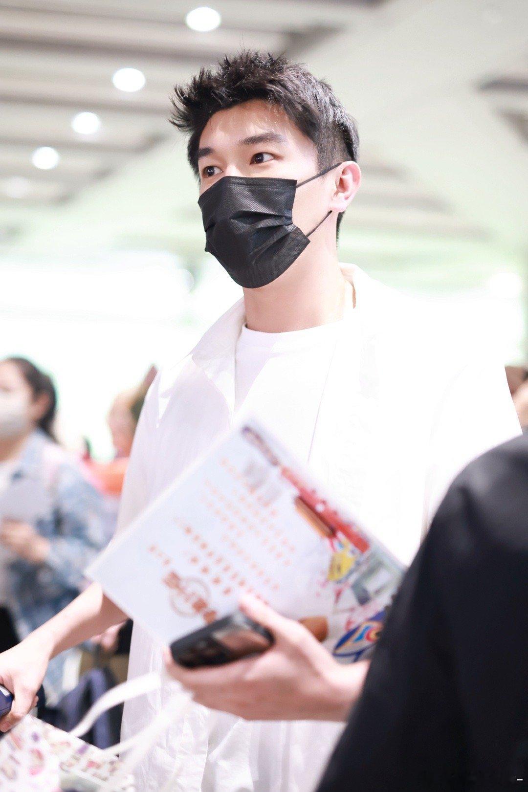 #杨旭文[超话]#  [爱你]#杨旭文# [爱你]#杨旭文出道十周年# [太开心