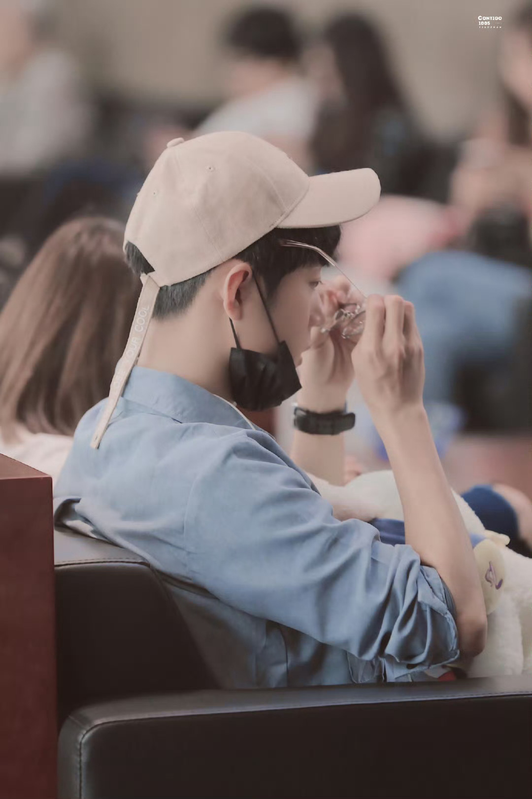 肖战壁纸肖战  可可爱爱❤️