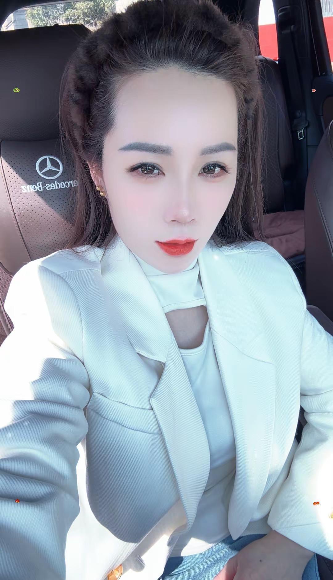 车子有油，手机有电，卡里有钱，这是最踏实的安全感。指望他人不如依靠自己，再好的副