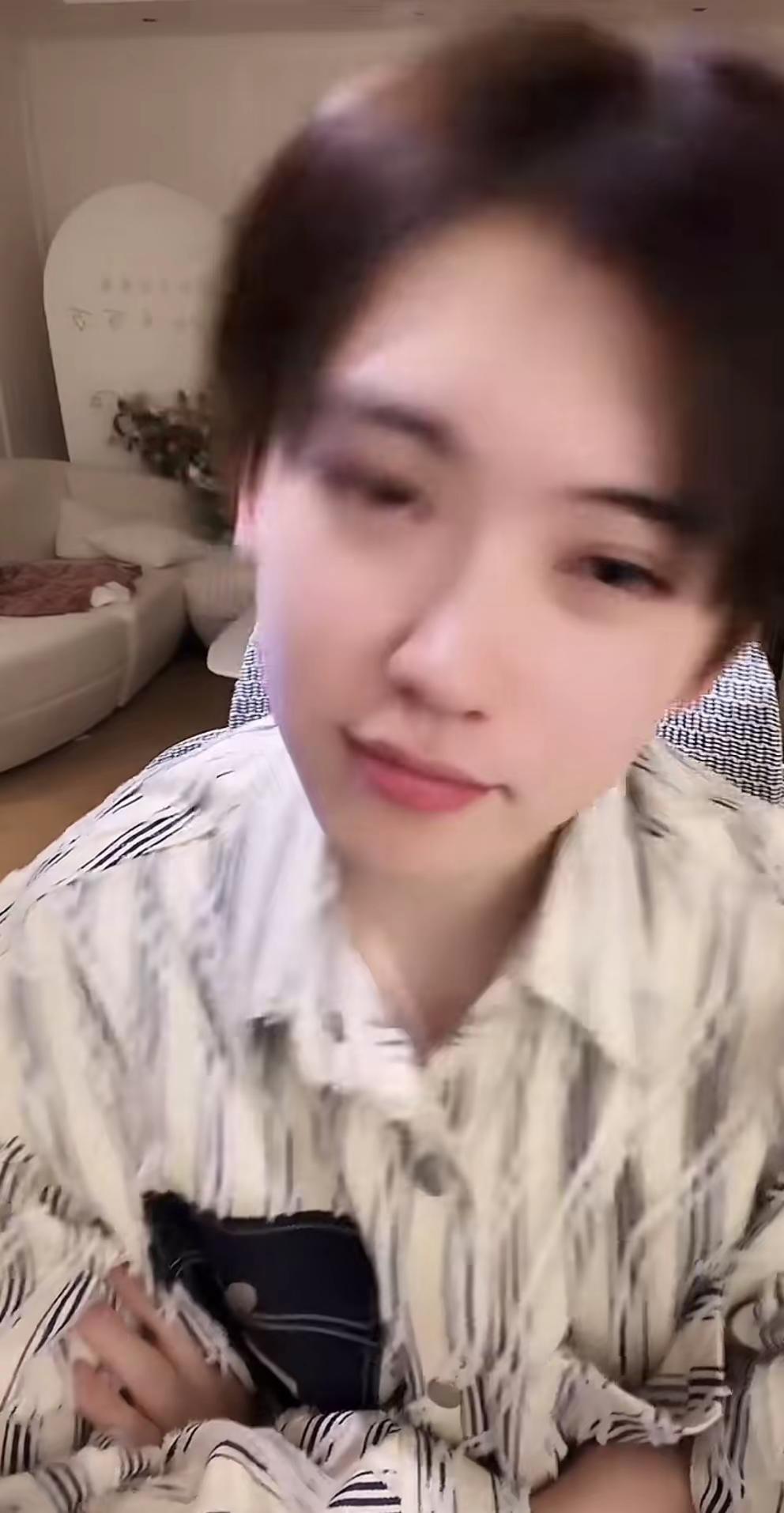 歌曲～《单单为你情有独钟》