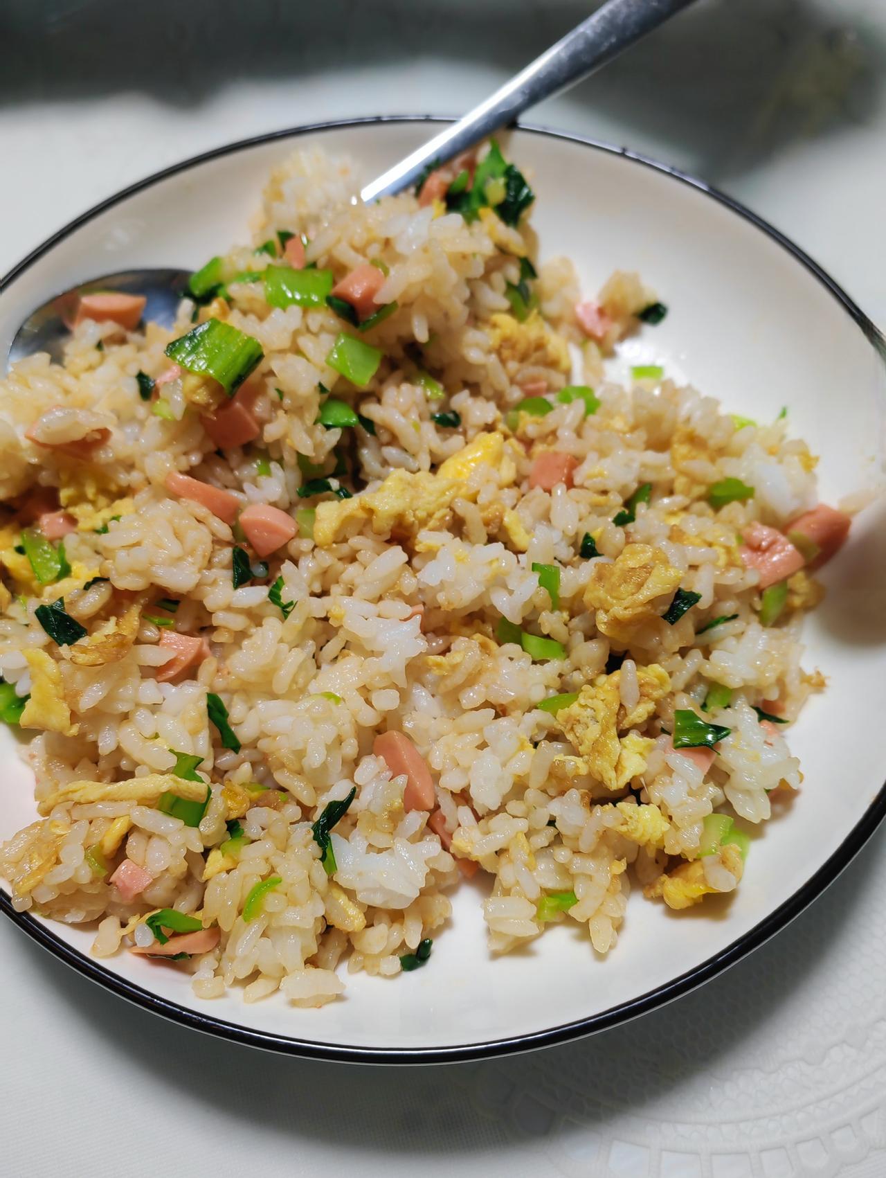 说实话，我早上都不知道吃什么，每天都是老样子。不过也省心了！

我老公跟我不一样