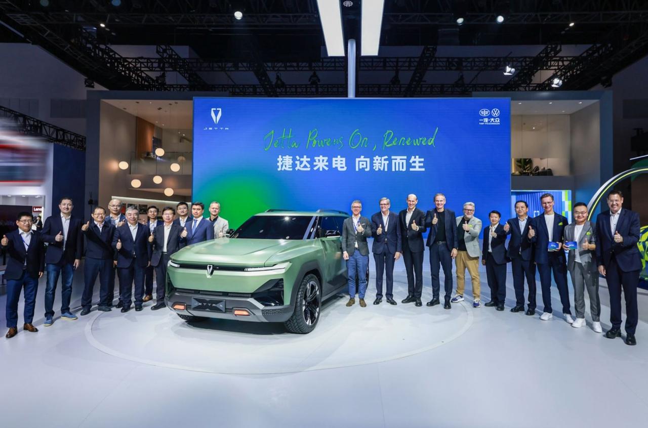 捷达“来电”了：这个35年的国民品牌可以顺利转身吗？
 
在捷达品牌的发布会上，