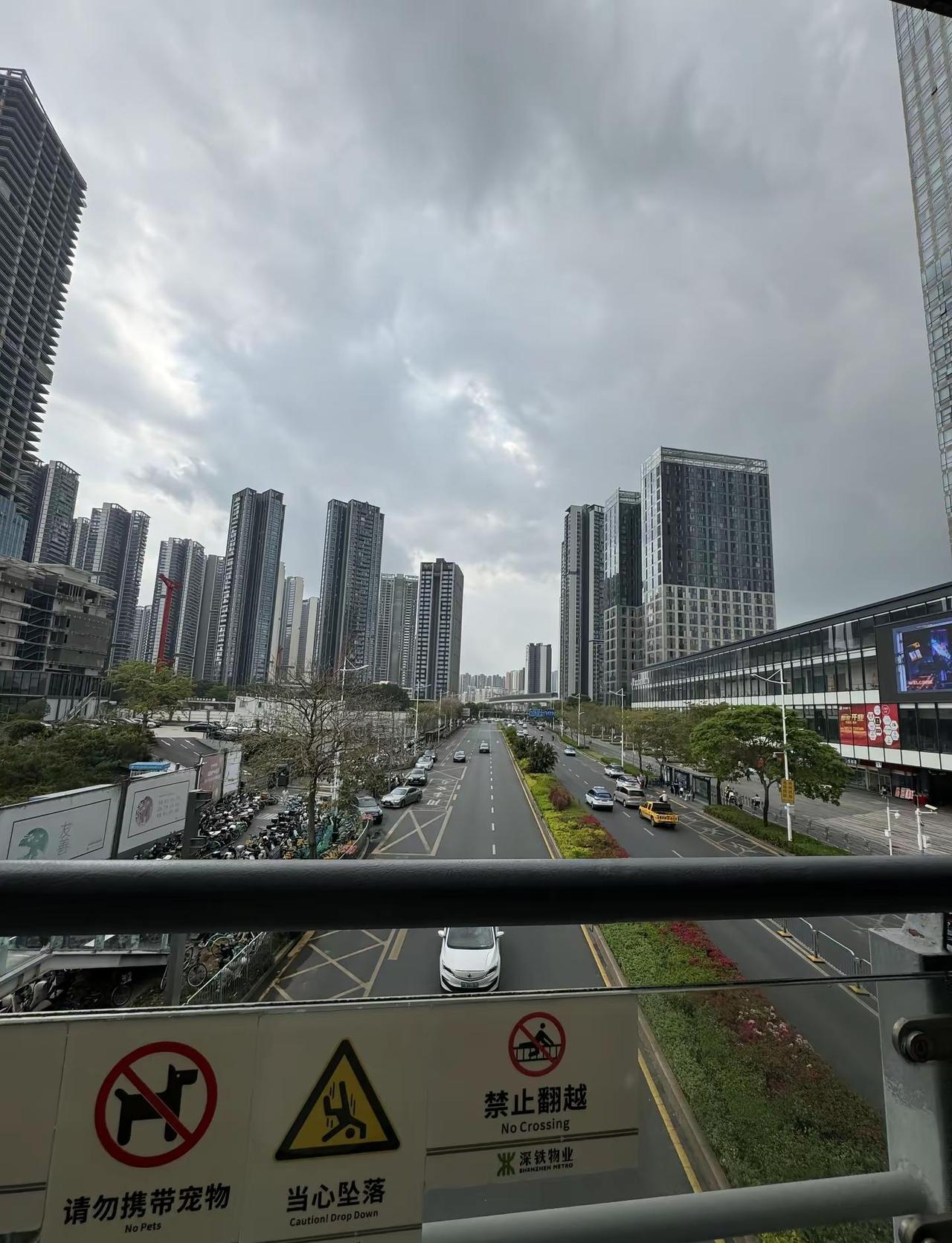 现在的大环境是怎么了！有多少失业了躺在出租屋里的！失业后的状态