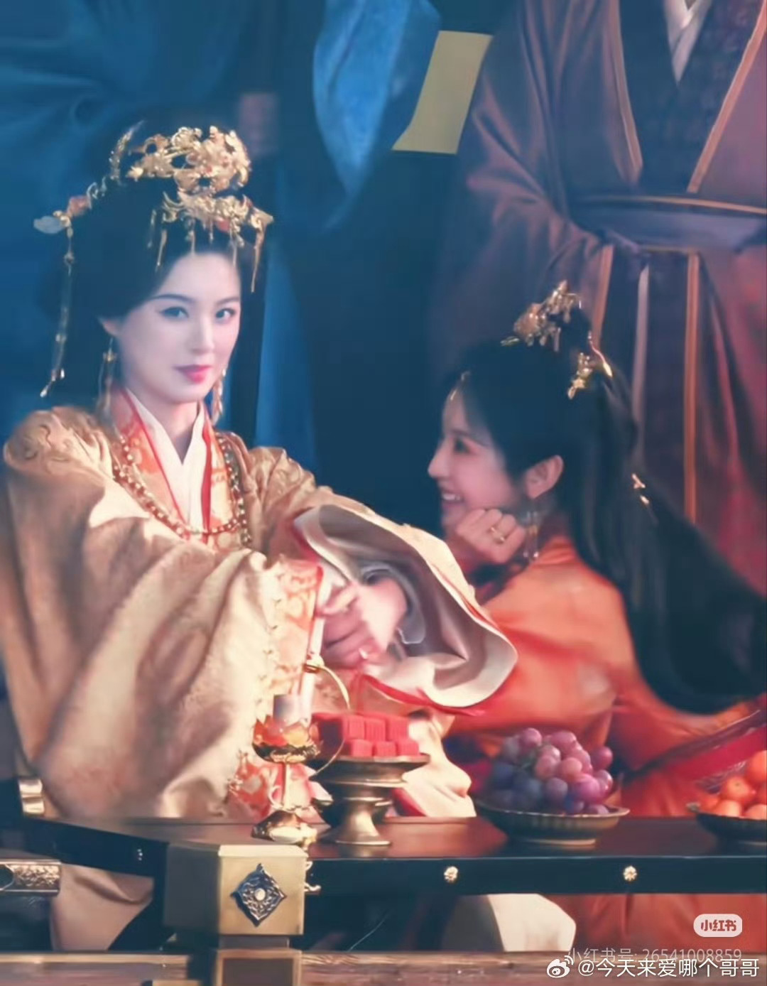 周芙魏娆与君初相识犹如故人归嫁金钗滚汤烫手不低头，泥里爬出的生路，最后迎面刺来的