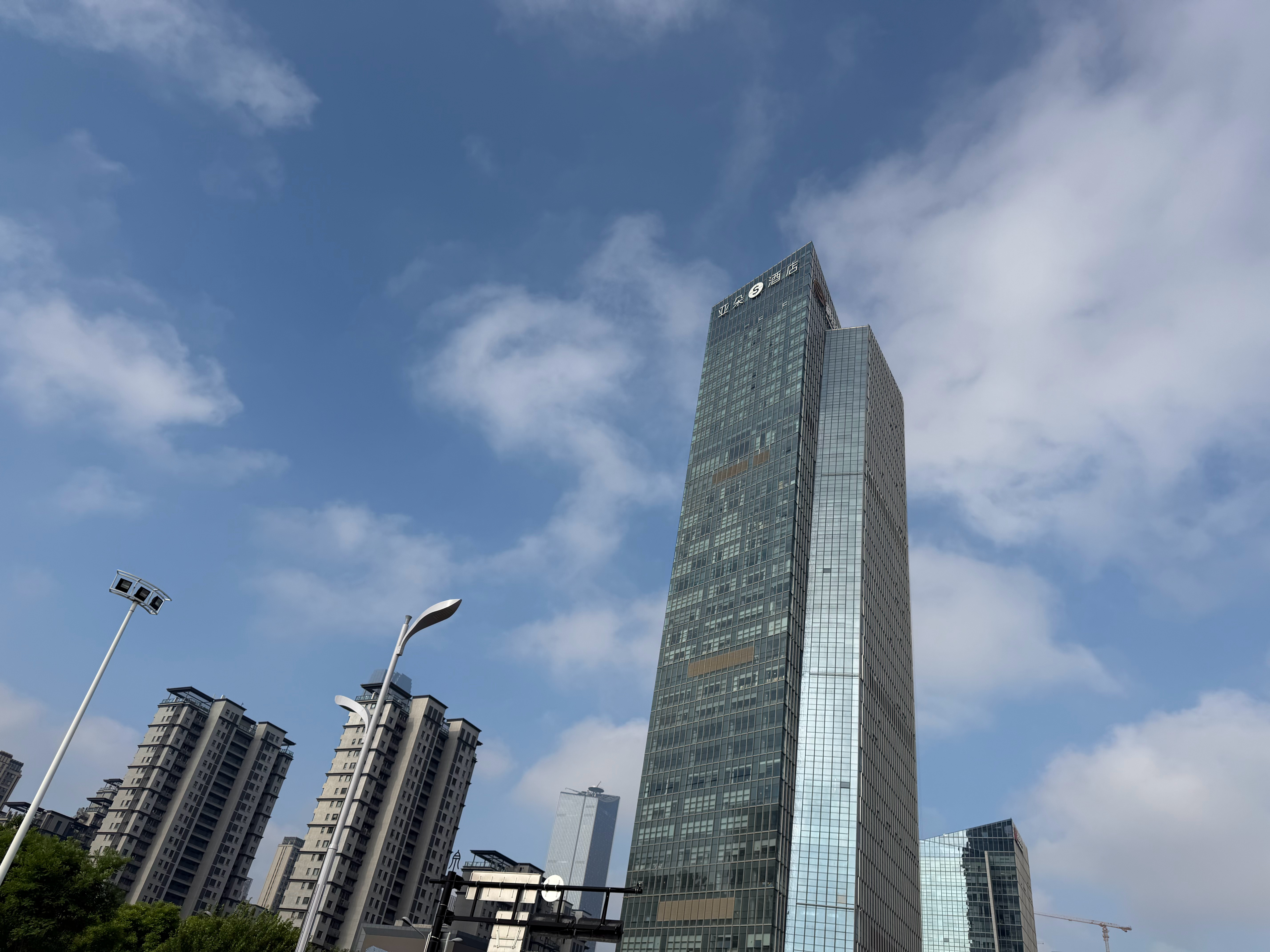 连续几天阴雨天，济南的天终于晴了生活手记