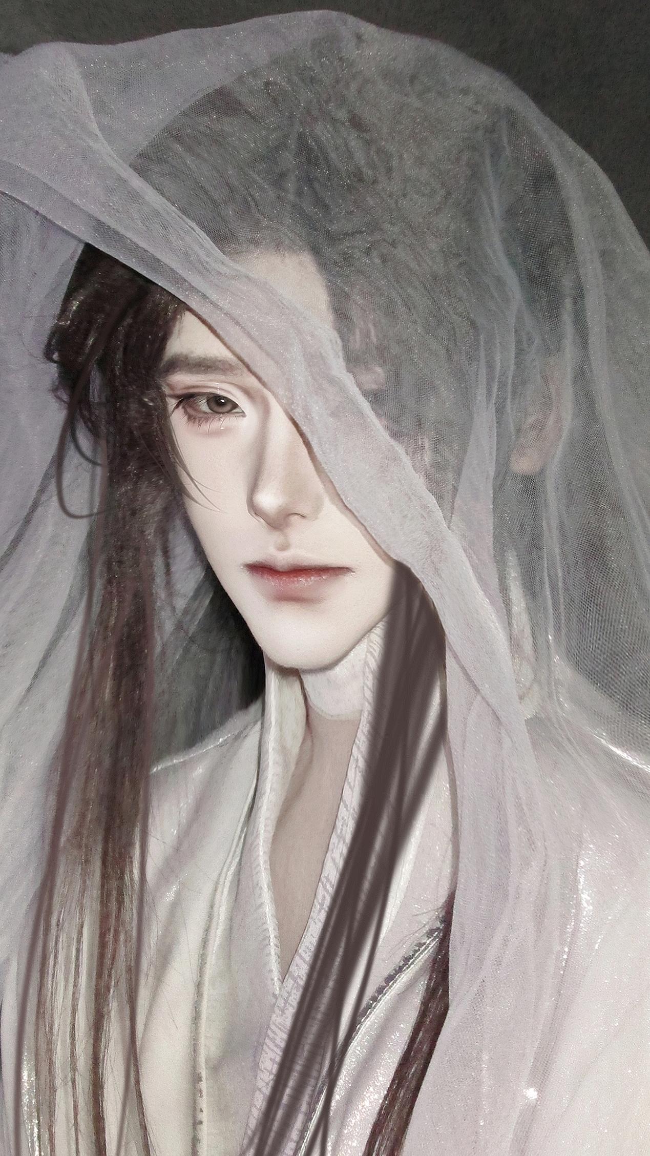 谢怜cos.“众生平等，众神平等”