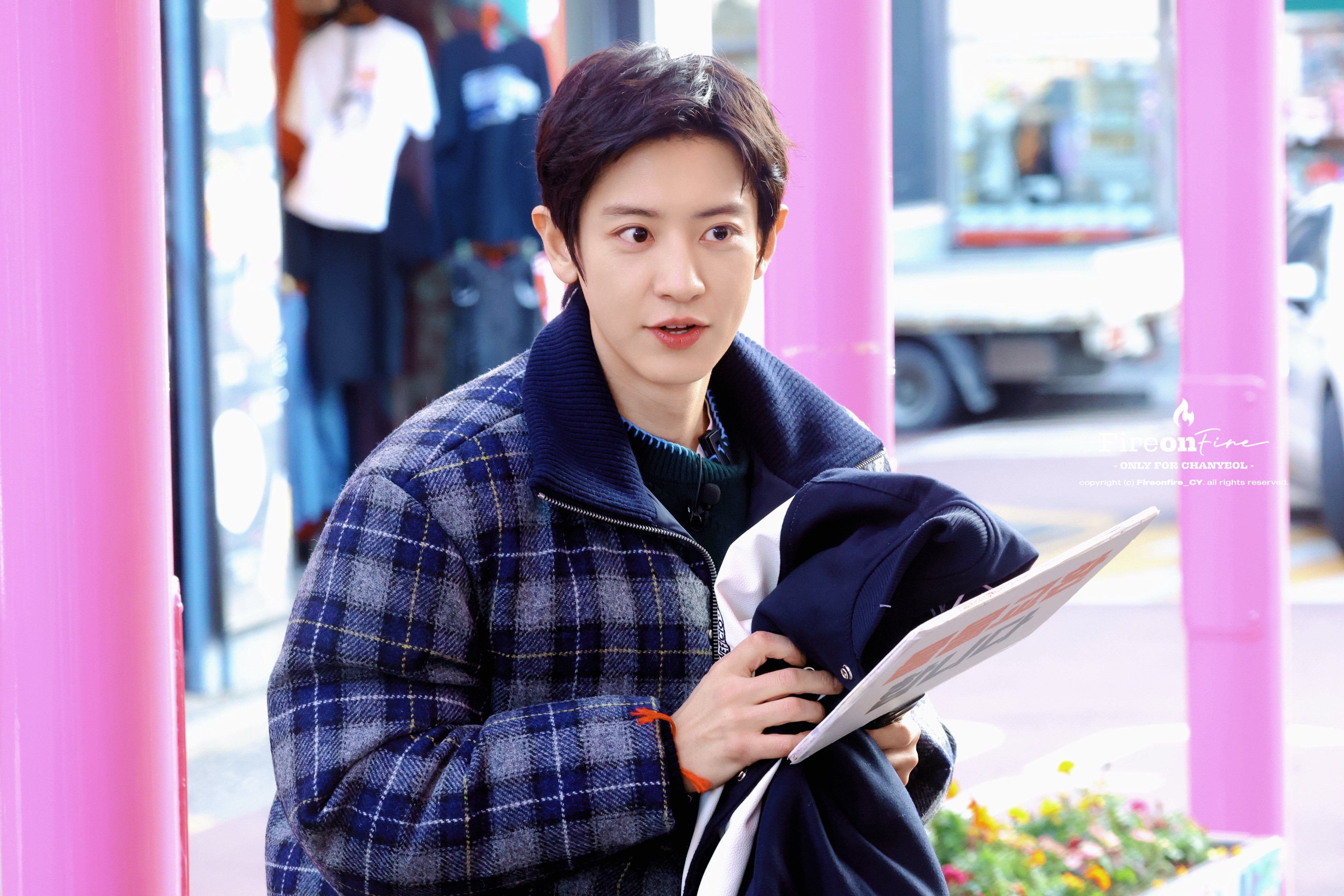 250111 弘大 ©fireonfire / real_loey 