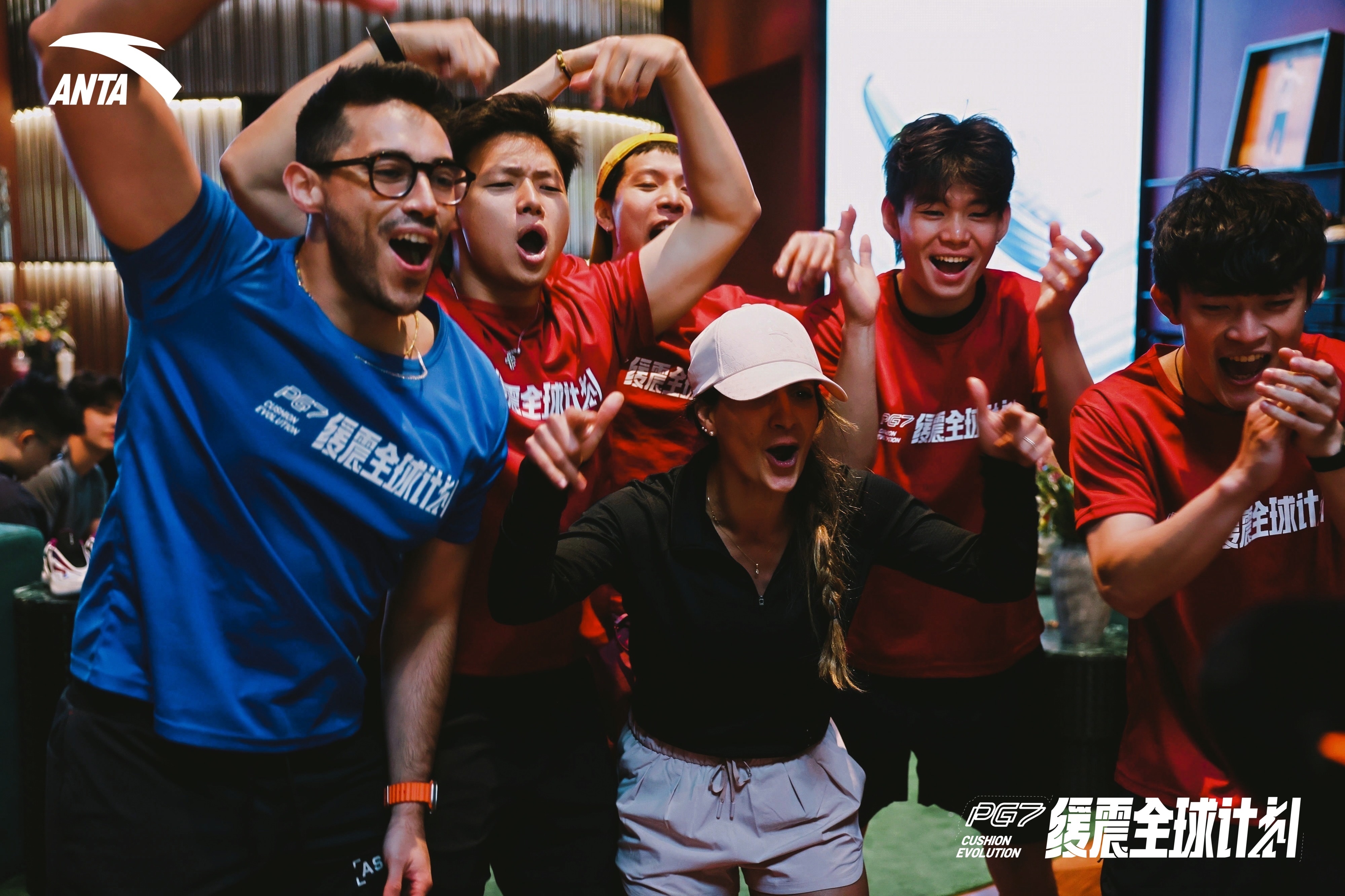 看着洛杉矶街头奔跑的画面，真的感慨万千🏃安踏PG7缓震全球计划落地洛杉矶，终于