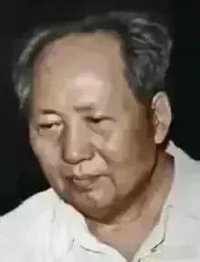 🙏请停留几秒，为伟人点个赞送朵花💐
《满门忠烈毛主席》
在历史的长河中，有一