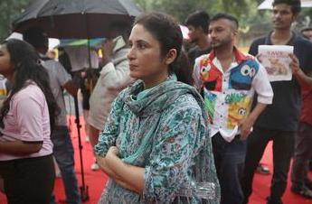 新加坡的隐忧始于人口结构的急剧变化，有人担心，再过十年，社会主导力量将出现明显转