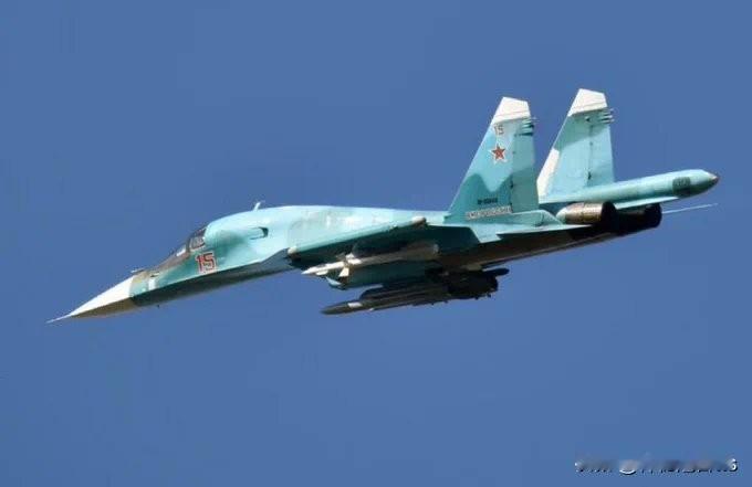 乌克兰在扎波罗热地区击落一架俄罗斯 Su-34战斗轰炸机，该机价值约3400万美