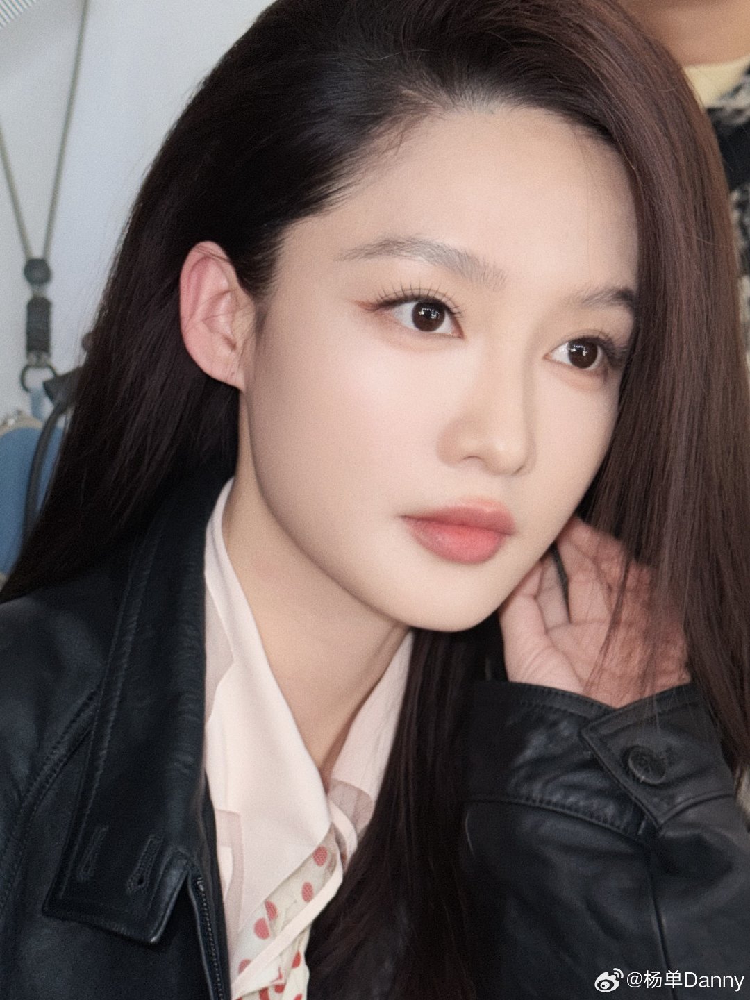骨相美的人是这样的李沁 ​​​