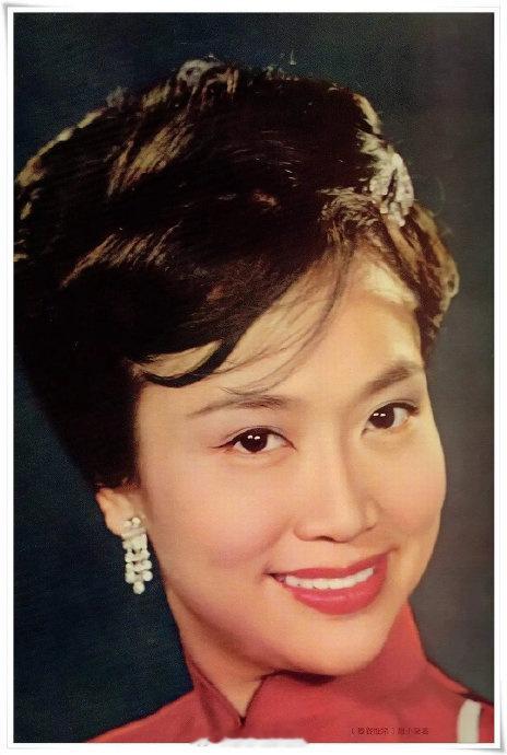 香港传奇影星葛兰安详离世，享年93岁。葛兰本名张玉芳，1933年生于上海，自幼研
