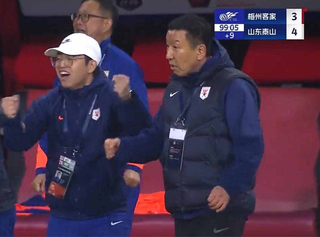不反思！逆转过后崔康熙直言自己没什么错！
3：4！这确实又是山东泰山队史的一次史