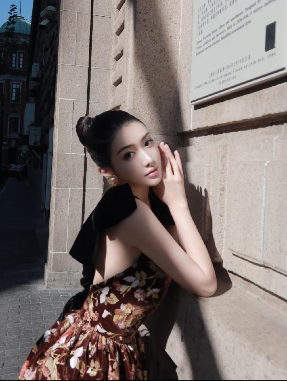 女生怎么穿搭会看上去很优雅