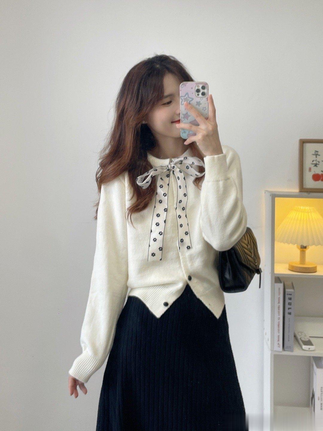 10月31日 20:00  跨店200-30，米色就是比较温柔哦，也可以当开衫来