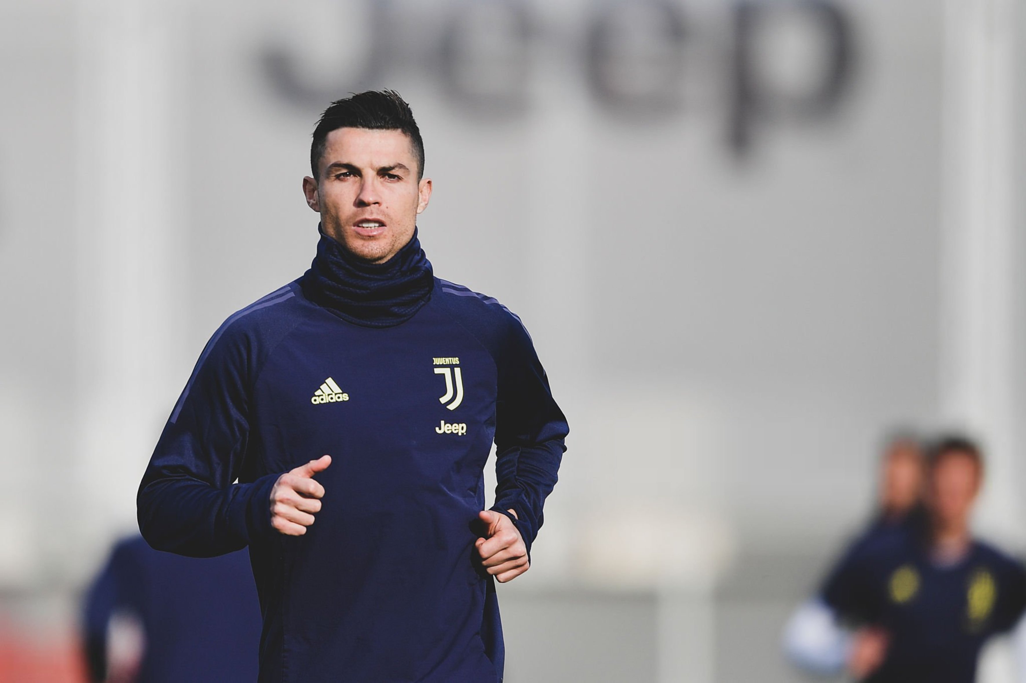 C罗c罗 冬日意大利的训练午后 