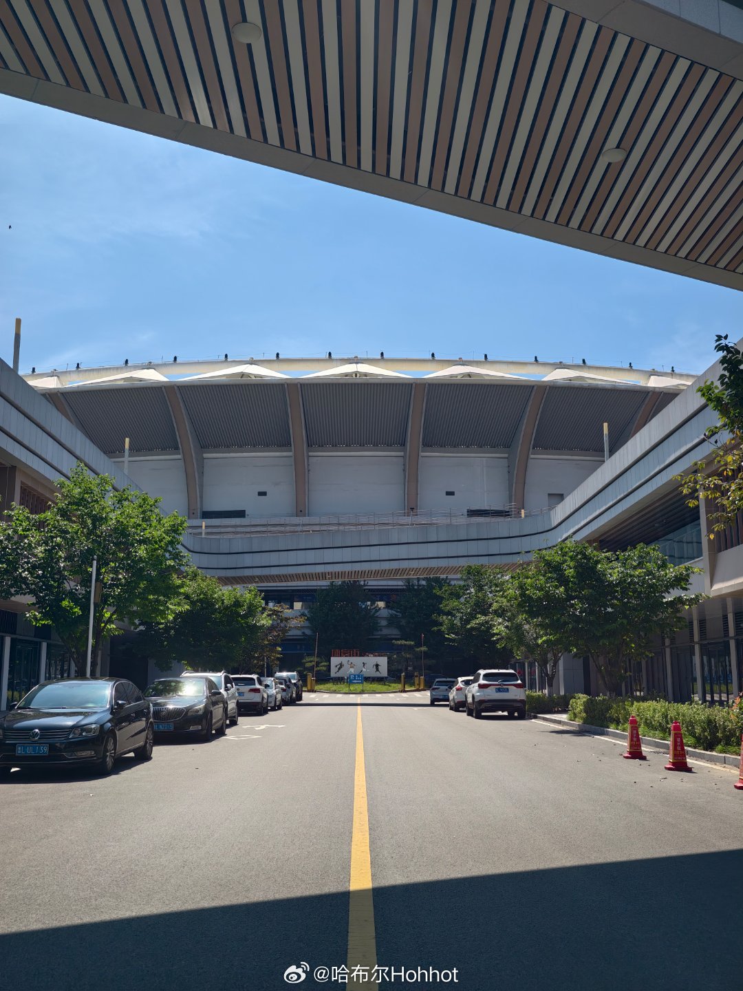 日照，哥们来了田径说一哈哈布尔的随行拍哈鸽报行踪 日照·日照奎山体育中心