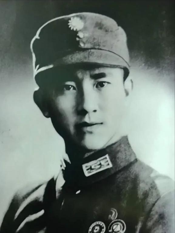 1934年，大特务王天木和手下在北平妓院喝花酒，因纠纷打死了一个嫖客后，将尸体装