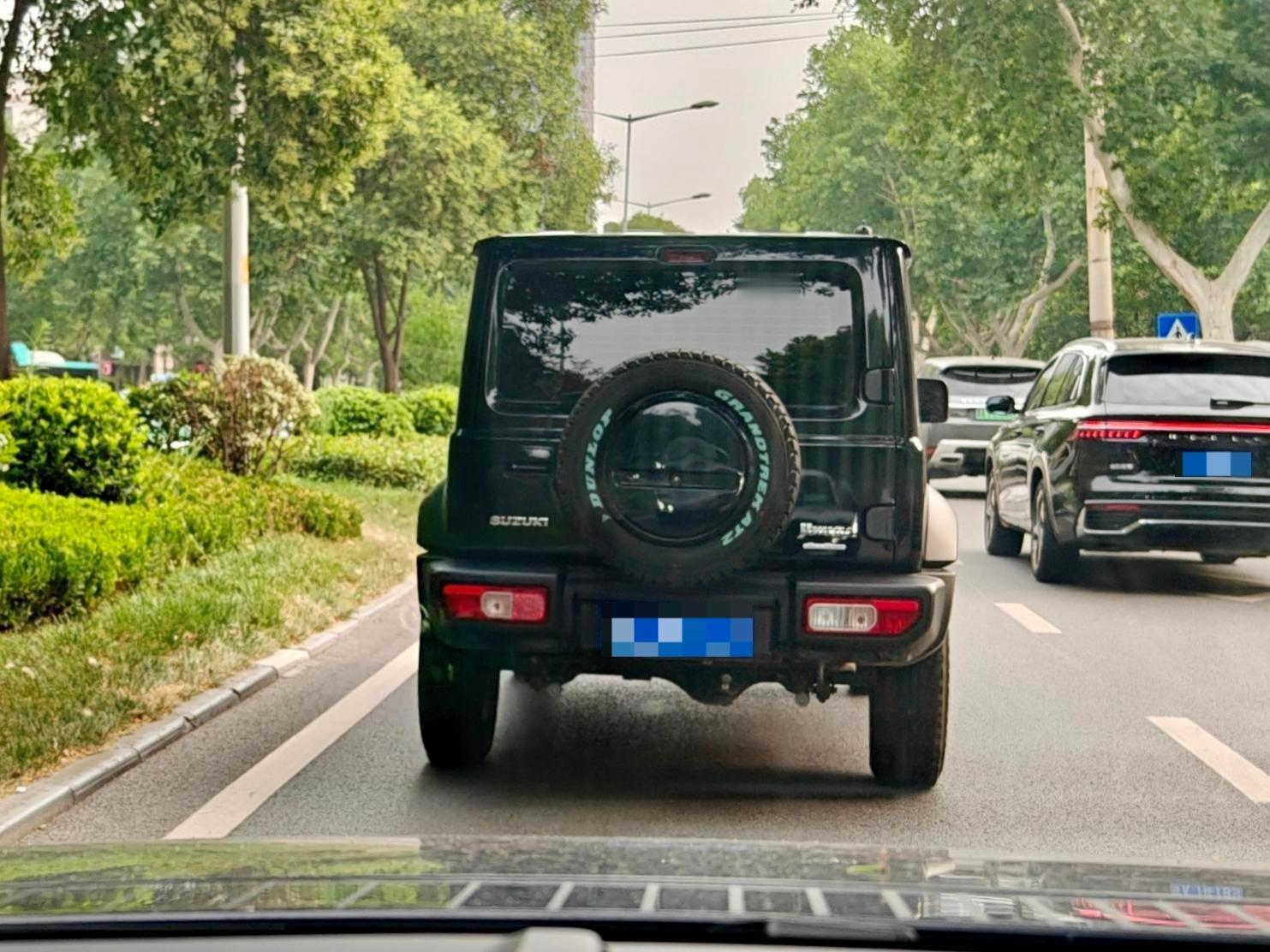 第一次见活的新吉姆尼 ​​​