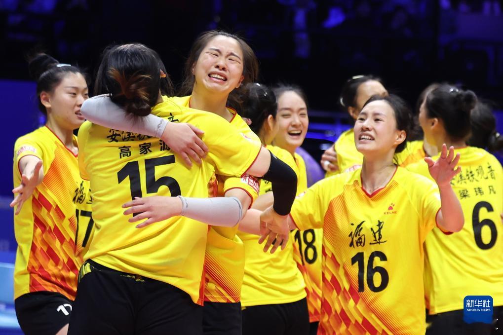 福建排球的辉煌在2025年续写 漫长的坚持和等待，终有回响的时候。　　42年前的
