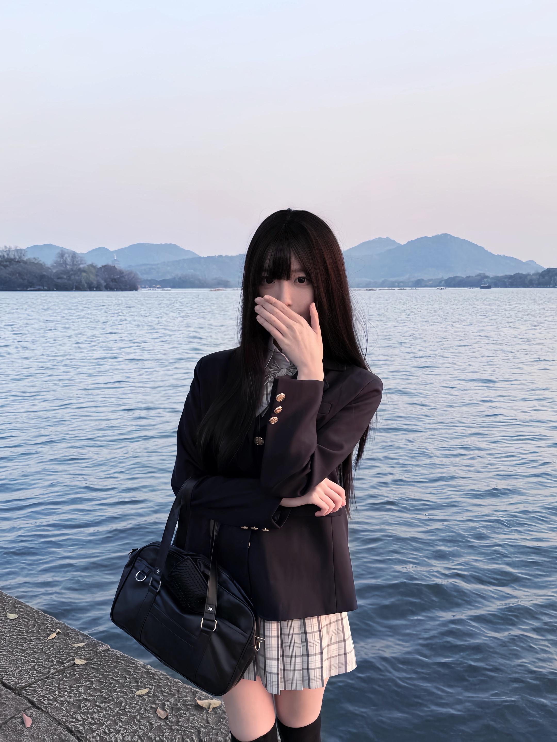 人类是爱过的人拼成的马赛克