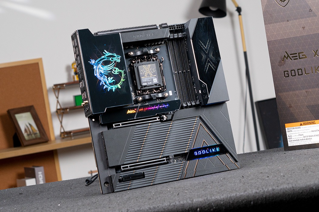 十年超神，巅峰再临：微星 MEG X870E GODLIKE X EDITION超神主板首发评测