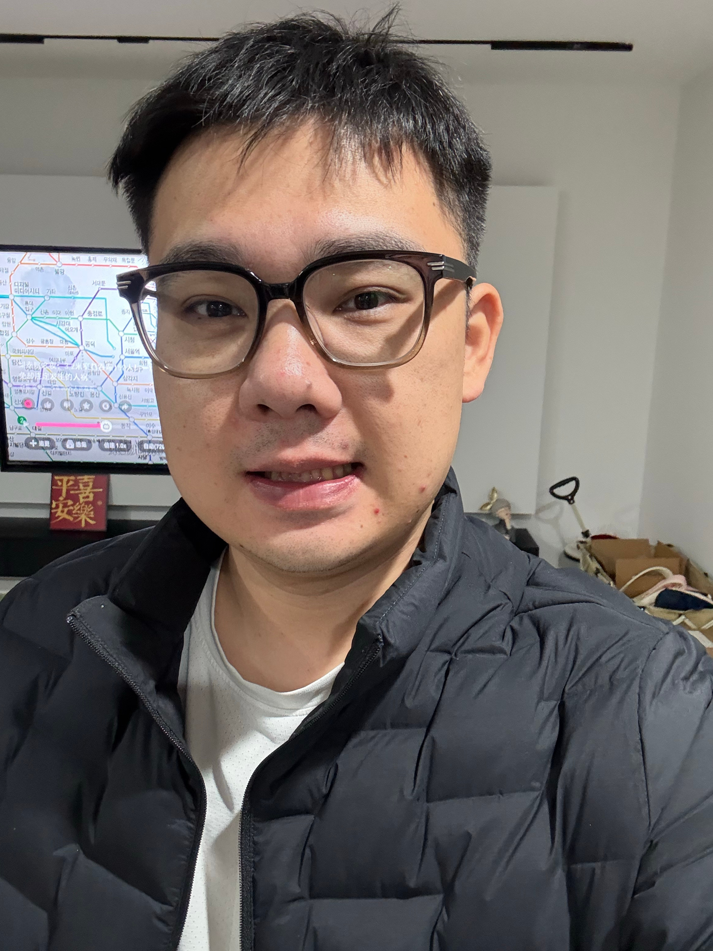 45两斤的内蒙古草饲羊排挺美味的。配上3元一斤的豌豆尖，切5毛的萝卜，再来一把低