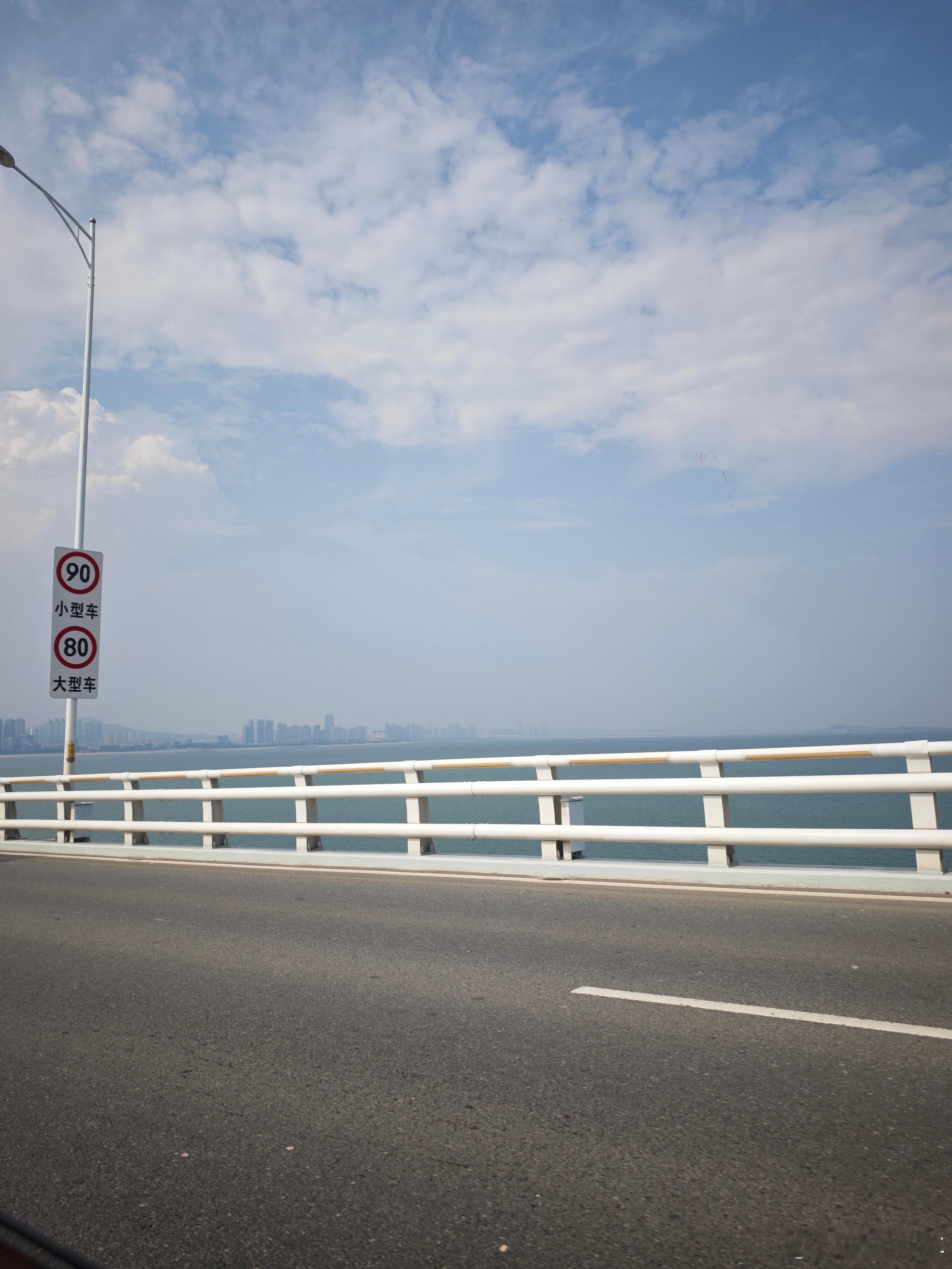落地厦门 这是第一次来厦门 先去搞车，搞完车明天去厦门5A级景区 UDG梦想车库