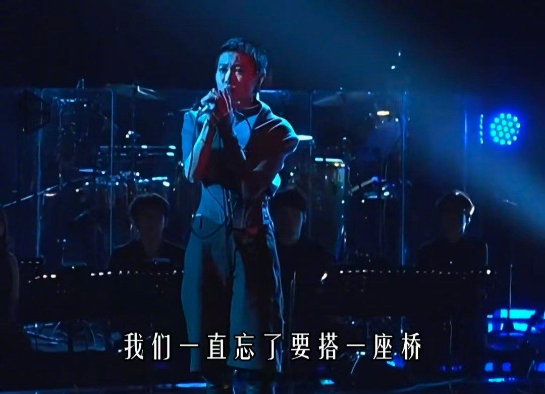 窦靖童是灵珠邓超是魔丸歌手2026 被这波梦幻联动圈粉，窦靖童的唱腔随性慵懒，邓