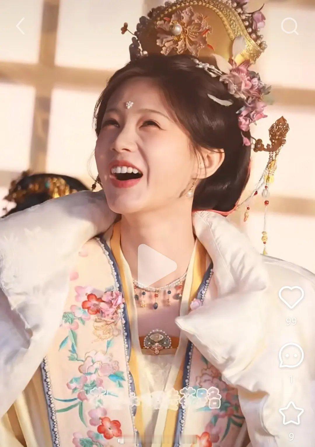 不懂就问：李🧊🪣到底多大？哪年生的？ 