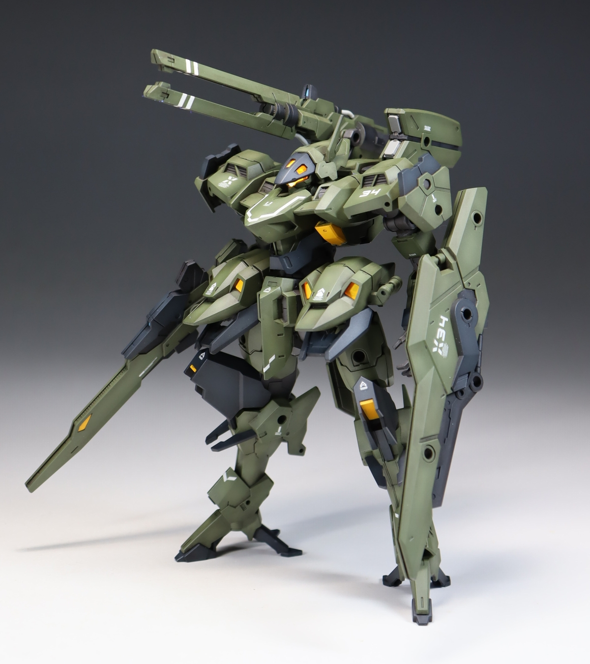 30MM xEXM-000 肩膀和裙甲上下调换 